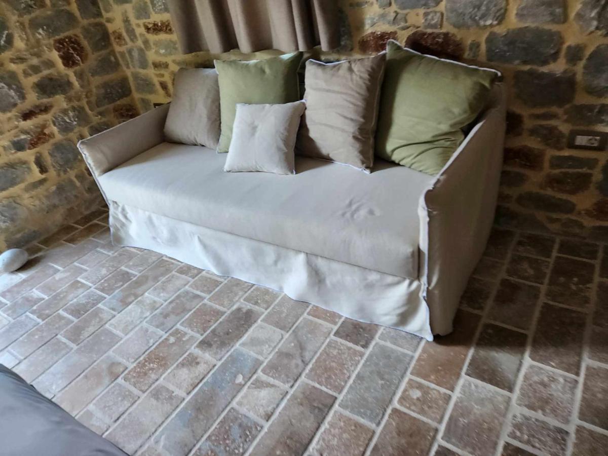 Arapis Rooms & Suites Agios Kiprianos Екстериор снимка