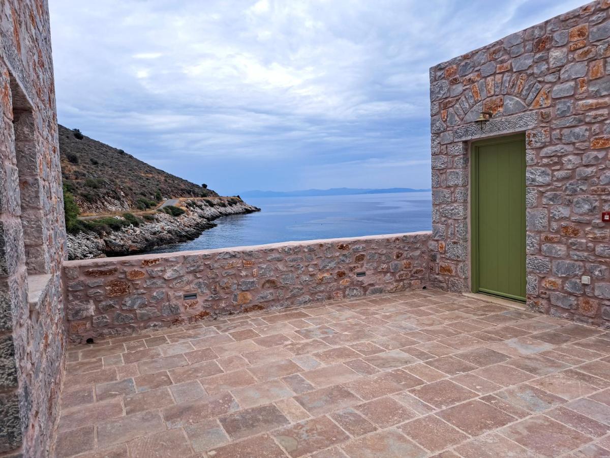 Arapis Rooms & Suites Agios Kiprianos Екстериор снимка
