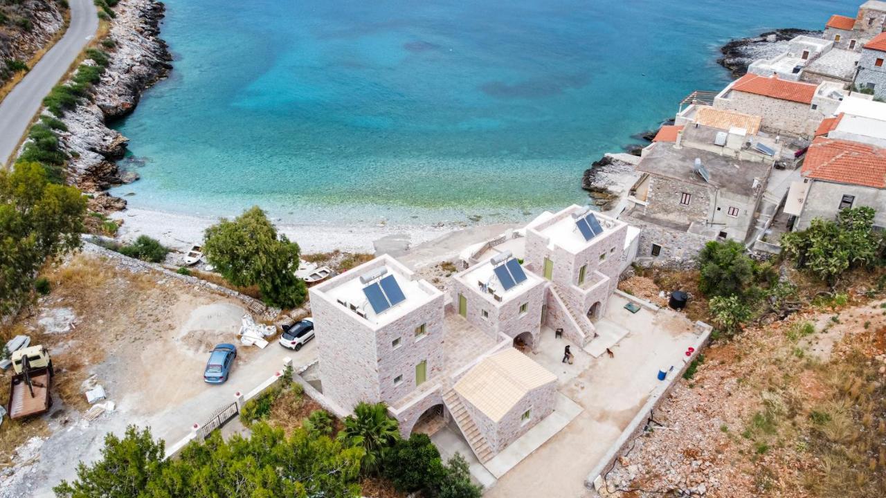 Arapis Rooms & Suites Agios Kiprianos Екстериор снимка