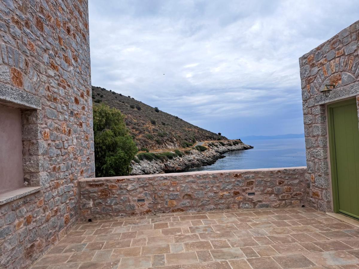 Arapis Rooms & Suites Agios Kiprianos Екстериор снимка