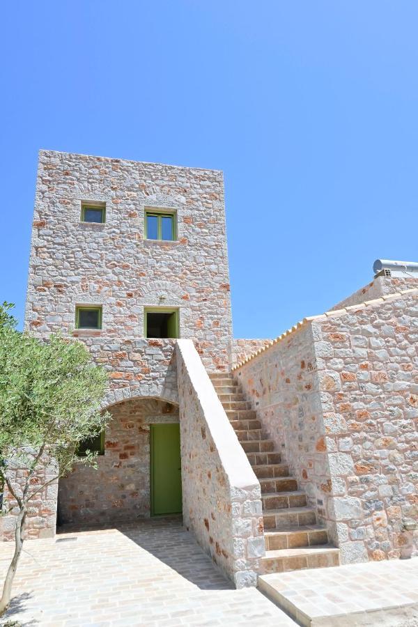 Arapis Rooms & Suites Agios Kiprianos Екстериор снимка