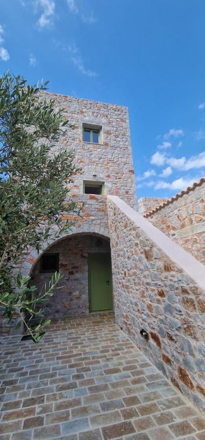 Arapis Rooms & Suites Agios Kiprianos Екстериор снимка