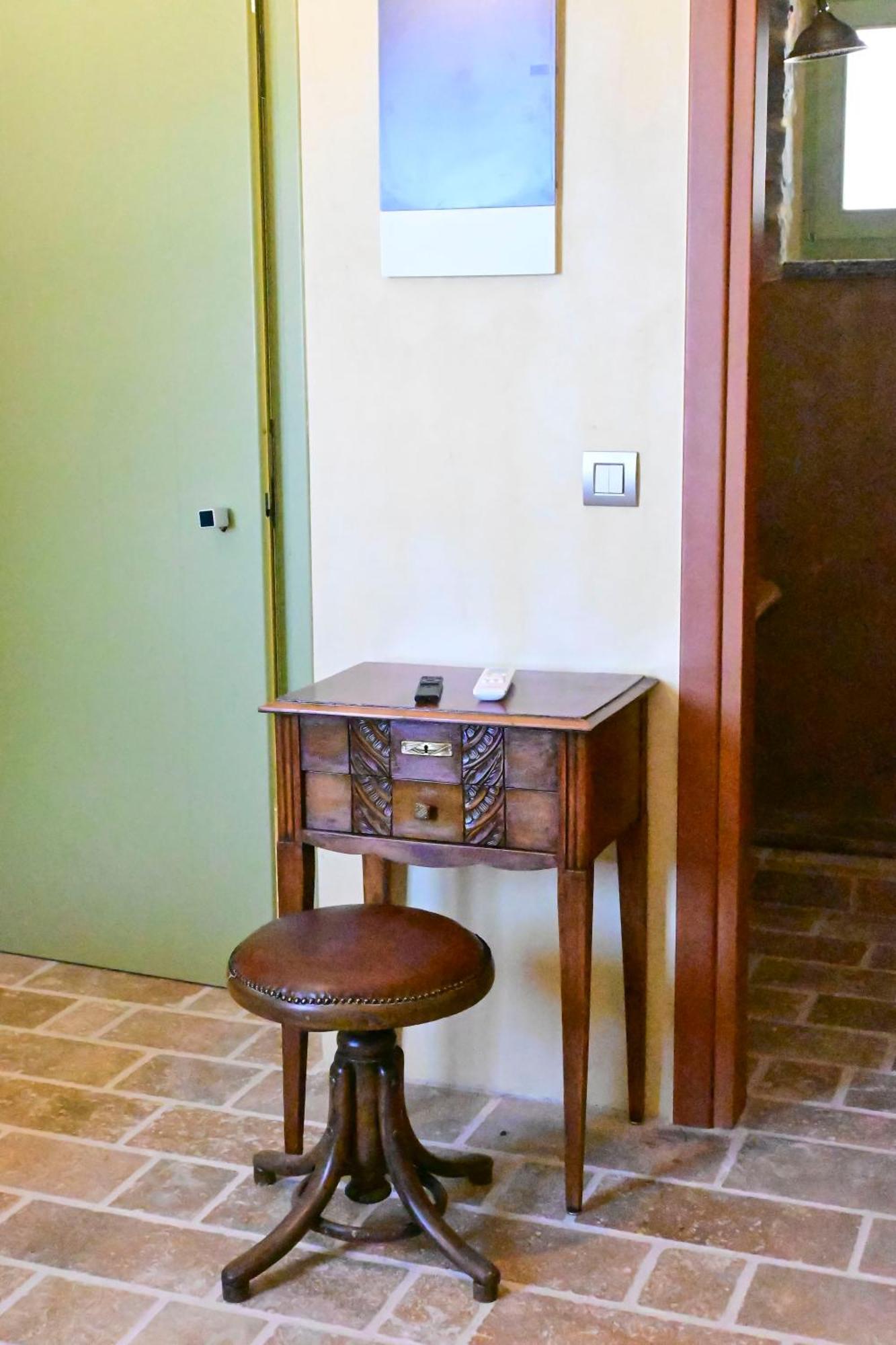Arapis Rooms & Suites Agios Kiprianos Екстериор снимка